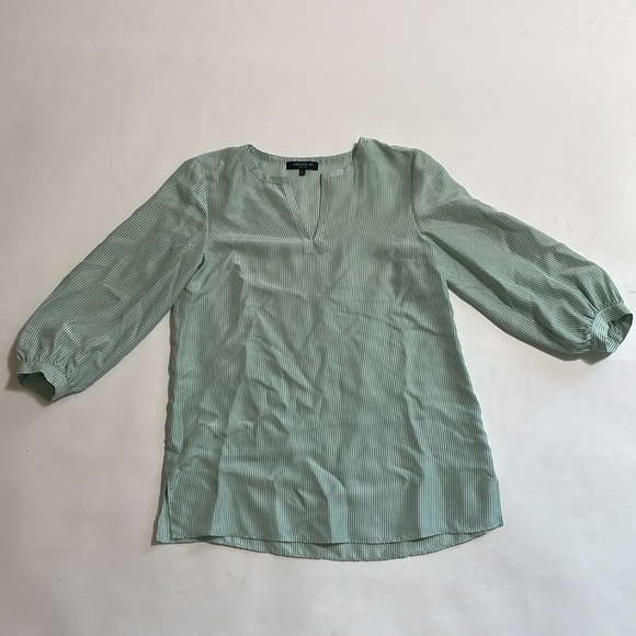 Lafayette 148 New York Tops - LAFAYETTE 148 silk pin striped blouse!